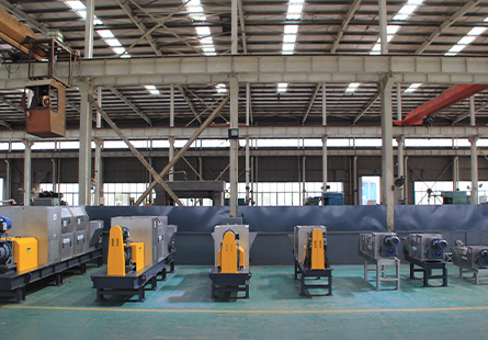 How to clean up when the material residue left inside the screw press dewatering machine?